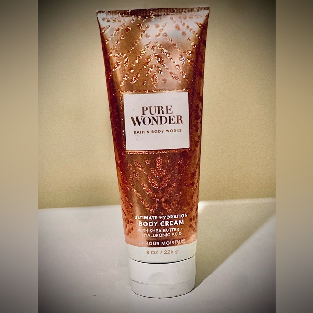 Bath & Body Works Pure Wonder Body Cream